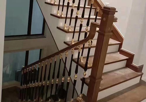 怀柔现代风格别墅室内不锈钢楼梯扶手定制设计装修效果图